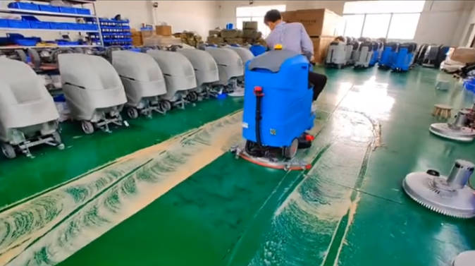 澳门2023年还在用人工的物业保洁不妨试试洗地机吧